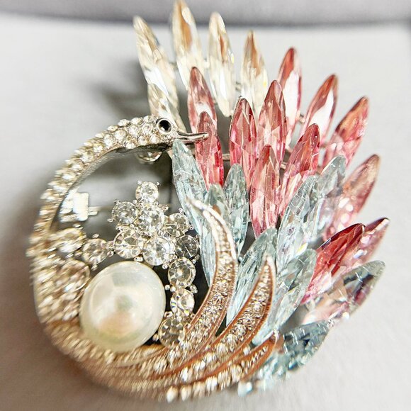 crystal swan brooch, silver brooch, women's brooch, suit brooch, pearl brooch - Picture 6 of 7